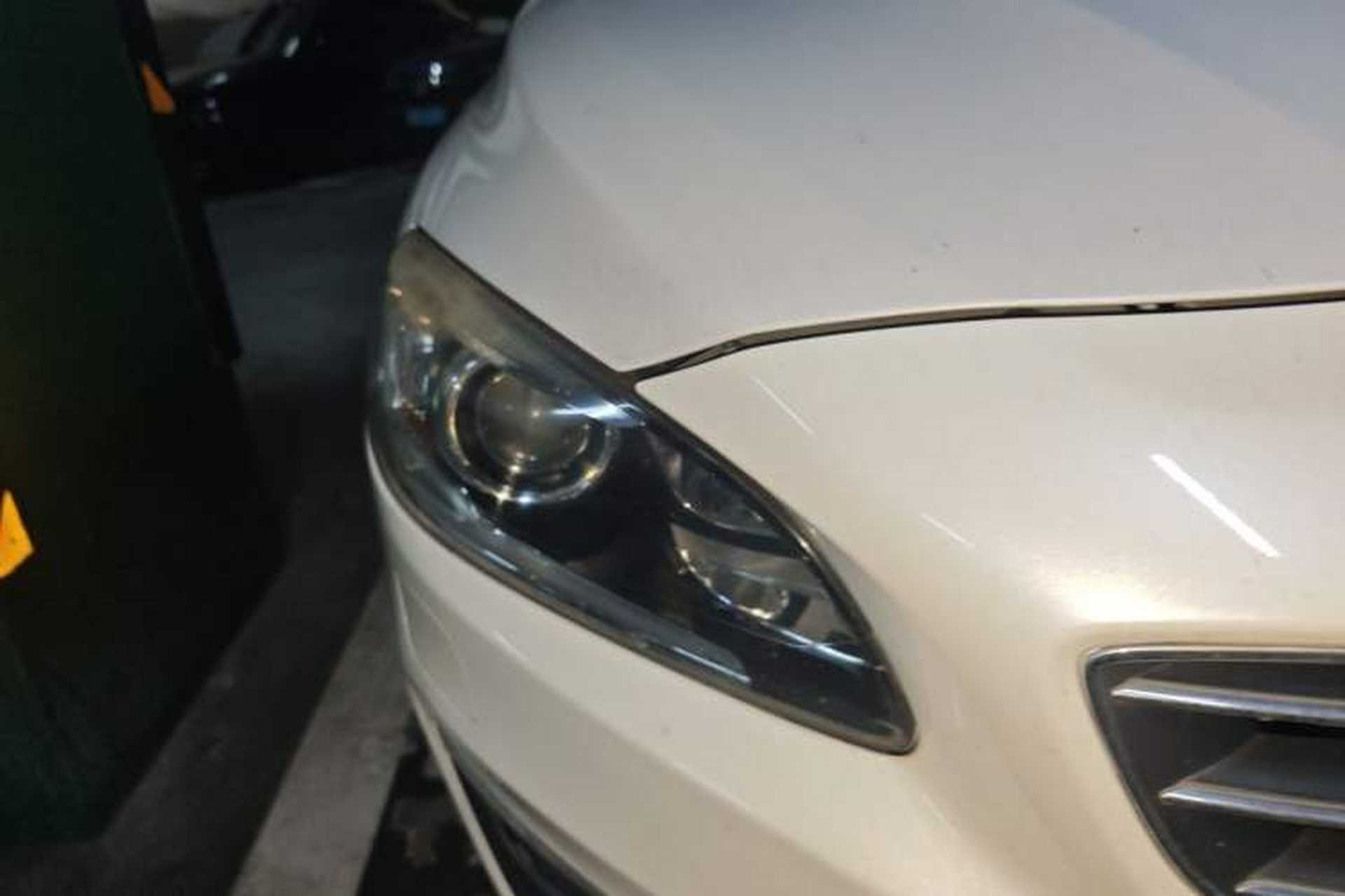 Used Volvo S60 2015 S60L T5 Intelligent Drive Edition Right Front Headlight
