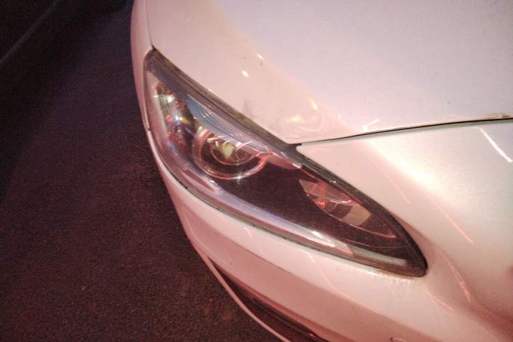 Used Volvo S60 2015 S60L 2.0T Zhiyuan Edition Right Front Headlight