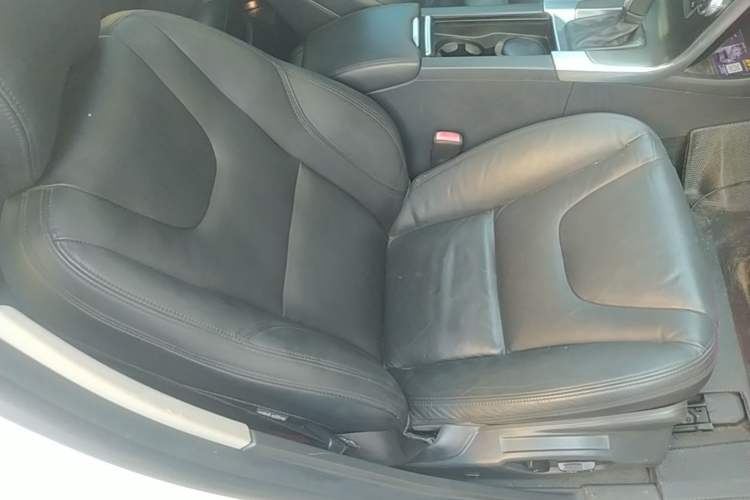 Used Volvo S60 2015 S60L T5 Intelligent Drive Edition Right Front Seat