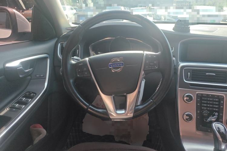 Used Volvo S60  Steering Wheel