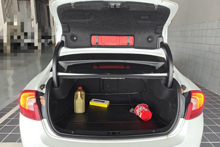 Used Volvo S60 2015 S60L T5 Intelligent Drive Edition Trunk