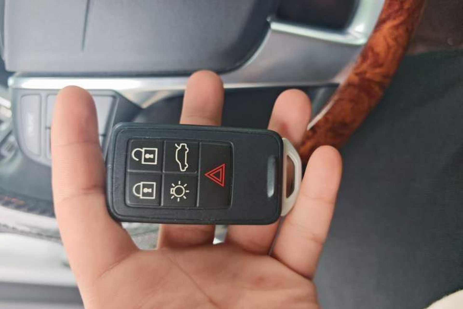 Used Volvo S60 2015 S60L 2.0T Zhiyuan Edition Vehicle Key