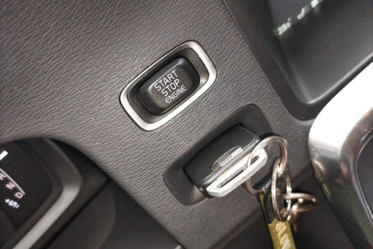 Used Volvo S60 2015 S60L 2.0T Zhiyuan Edition Vehicle Key