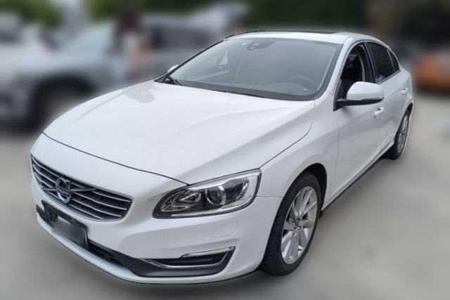 Used Volvo S60 2015 S60L 2.0T Zhiyuan Edition