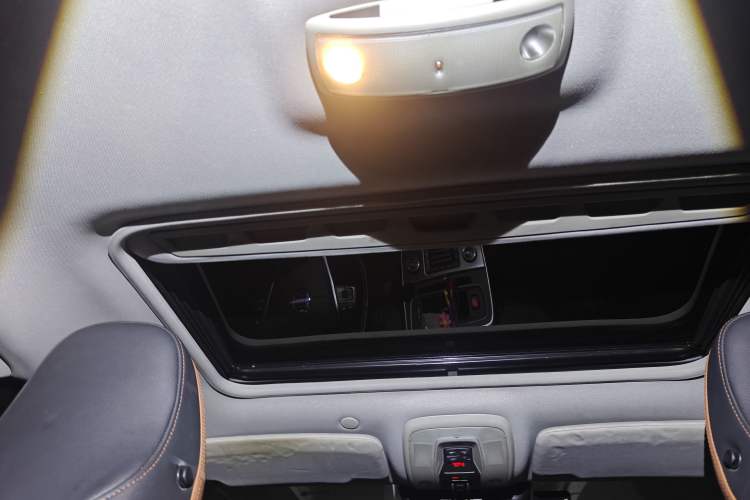 Used Volvo S60 2015 S60L T5 Zhiyue Edition Headliner