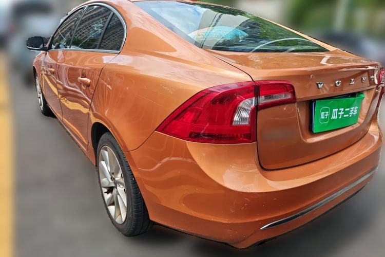 Used Volvo S60 2015 S60L 2.0T Zhiyuan Edition Rear Left 45 Deg