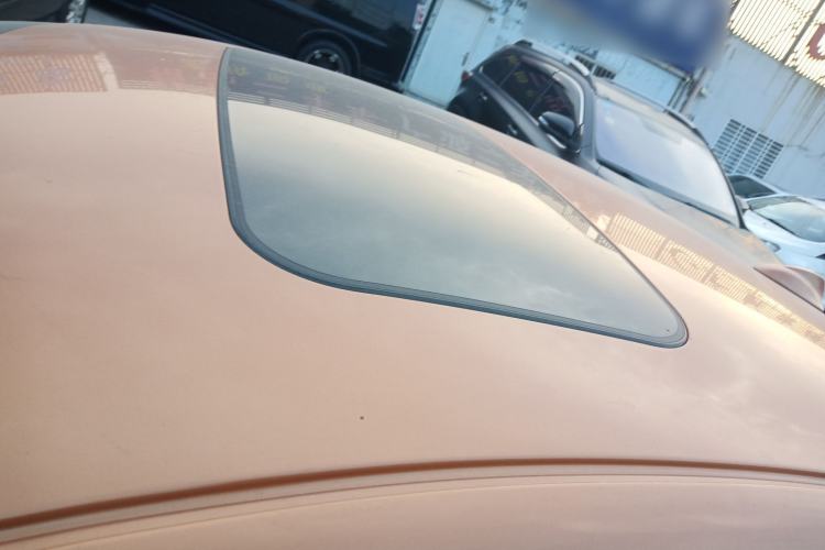 Used Volvo S60 2015 S60L 2.0T Zhiyuan Edition Roof