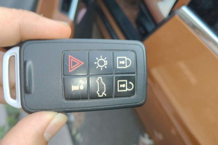 Used Volvo S60 2015 S60L T5 Intelligent Drive Edition Vehicle Key