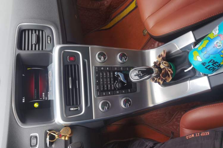 Used Volvo S60 2016 S60L T4 Zhiyuan Edition Audio And AC Panel