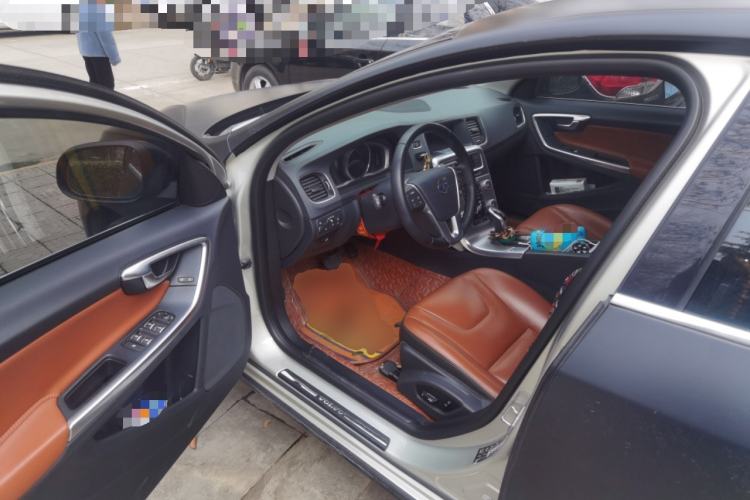Used Volvo S60 2016 S60L T4 Zhiyuan Edition Driver Seat