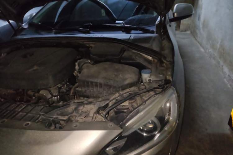 Used Volvo S60 2016 S60L T5 Intelligent Drive Edition Engine Bay Left