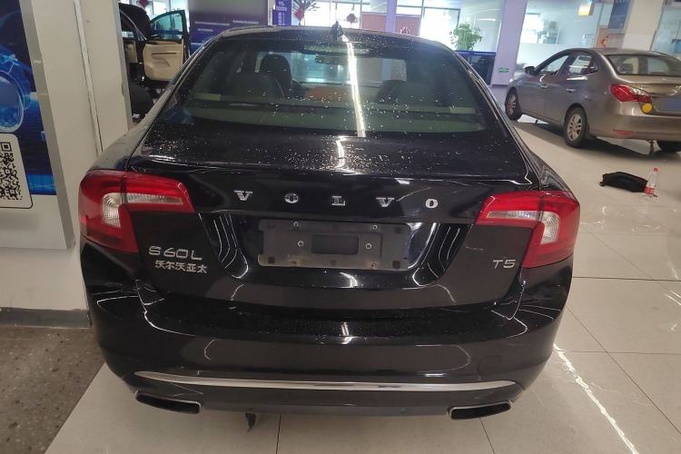 Used Volvo S60 2016 S60L T5 Intelligent Drive Edition Exterior 4
