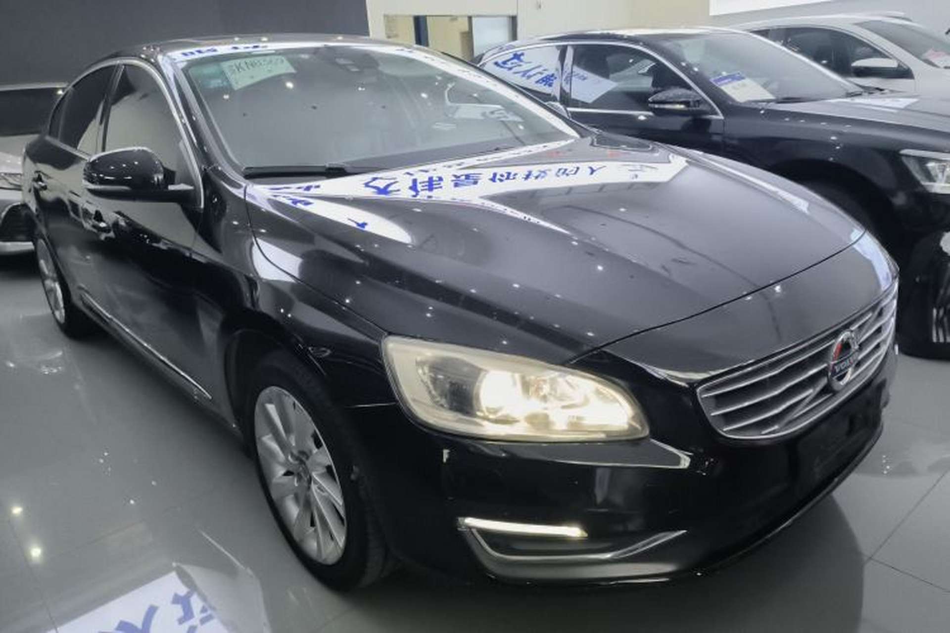 Used Volvo S60 2016 S60L T4 Zhiyuan Edition Front Right 45 Deg