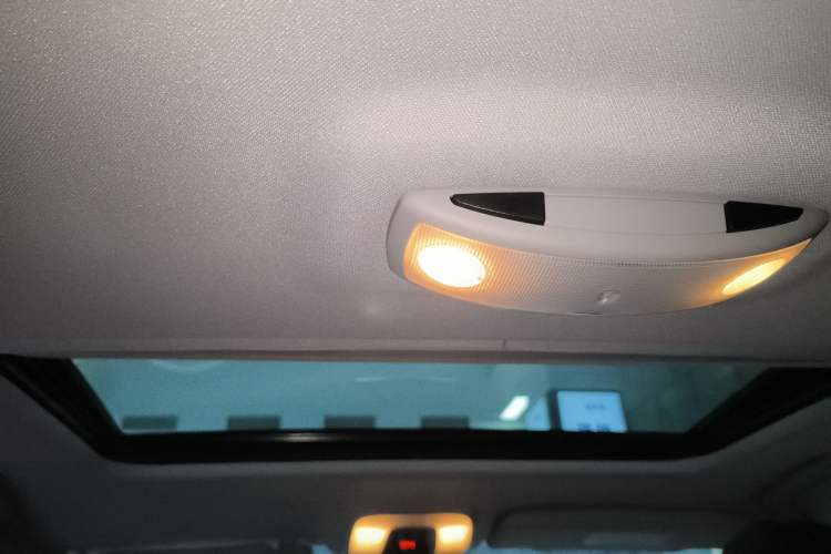 Used Volvo S60 2016 S60L T4 Zhiyuan Edition Headliner