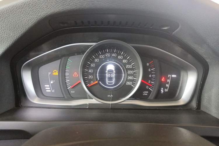 Used Volvo S60 2016 S60L T3 Smart Drive Edition Instrument Cluster