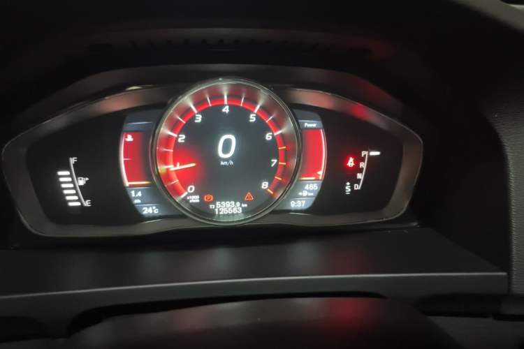 Used Volvo S60 2016 S60L T4 Zhiyuan Edition Instrument Cluster