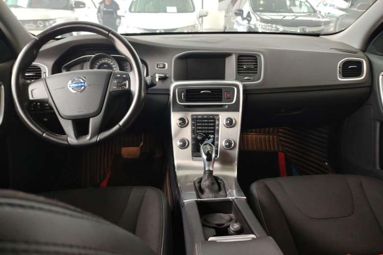 Used Volvo S60 2016 S60L T3 Smart Drive Edition Interior 3