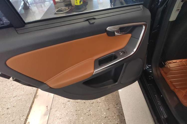 Used Volvo S60 2016 S60L T5 Intelligent Drive Edition Interior 8