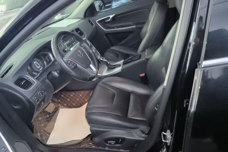 Used Volvo S60 2016 S60L T4 Zhiyuan Edition Left Front Seat