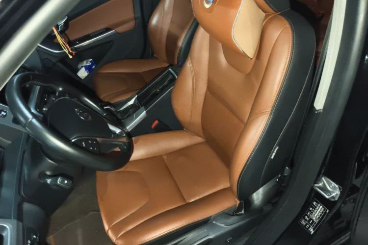 Used Volvo S60 2016 S60L T4 Zhiyuan Edition Left Front Seat