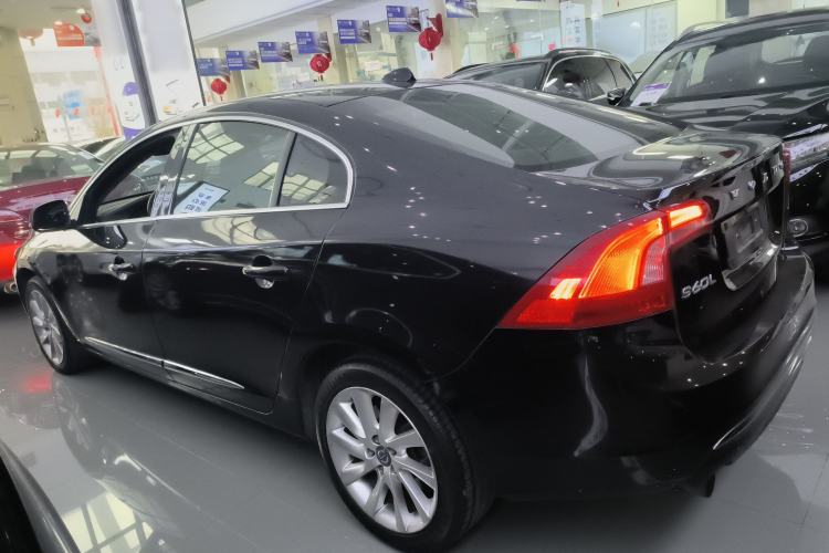 Used Volvo S60 2016 S60L T4 Zhiyuan Edition Left Side