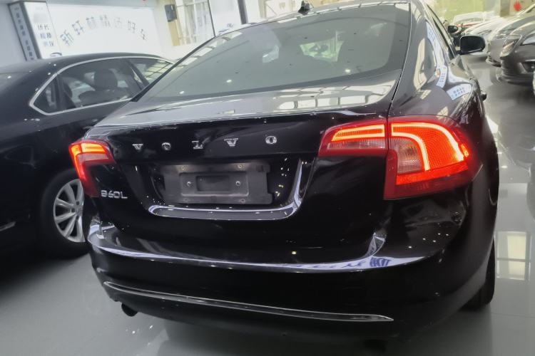 Used Volvo S60 2016 S60L T4 Zhiyuan Edition Rear