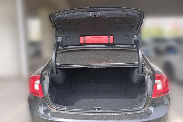 Used Volvo S60 2016 S60L T3 Smart Drive Edition Trunk
