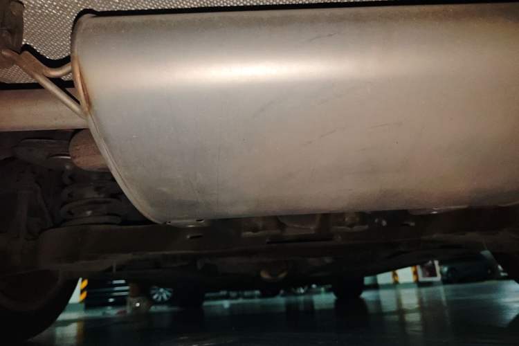 Used Volvo S60 2016 S60L T4 Zhiyuan Edition Chassis Rear