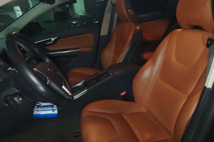 Used Volvo S60 2016 S60L T4 Zhiyuan Edition Left Front Seat