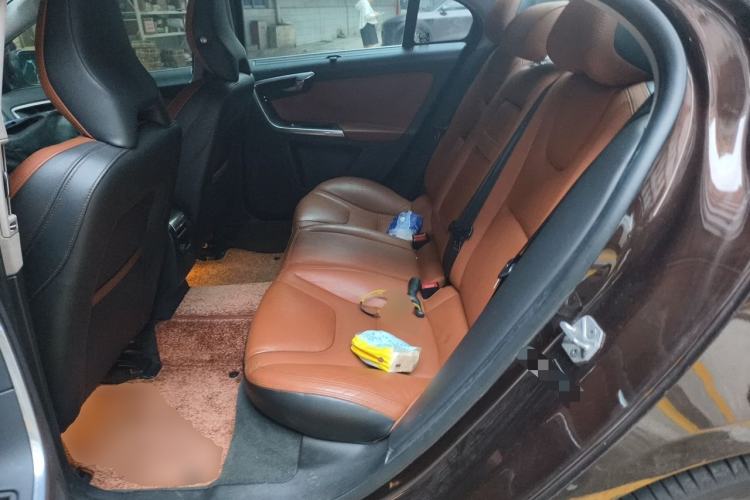 Used Volvo S60 2016 S60L T5 Intelligent Drive Edition Left Rear Seat