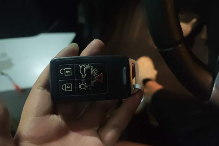 Used Volvo S60 2016 S60L T4 Zhiyuan Edition Vehicle Key