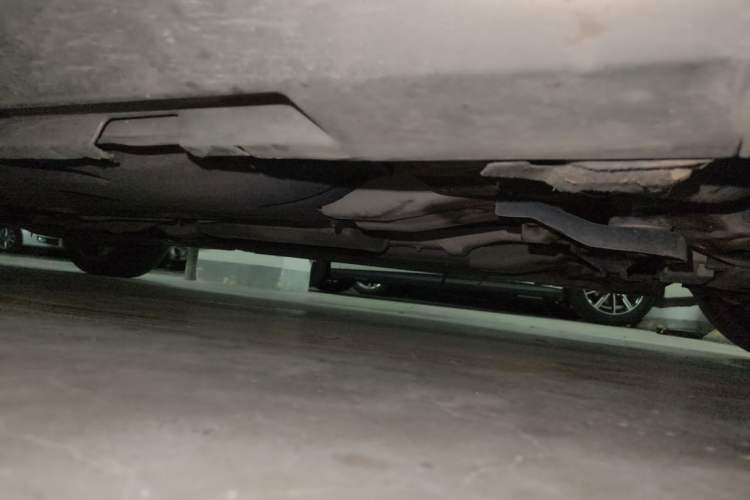 Used Volvo S60 2016 S60L T4 Zhiyuan Edition Chassis Front Right