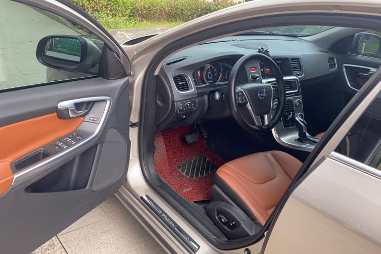 Used Volvo S60 2016 S60L T4 Zhiyuan Edition Driver Seat