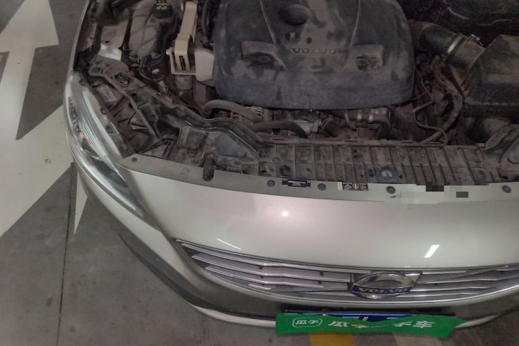 Used Volvo S60 2016 S60L T4 Zhiyuan Edition Engine Bay Right