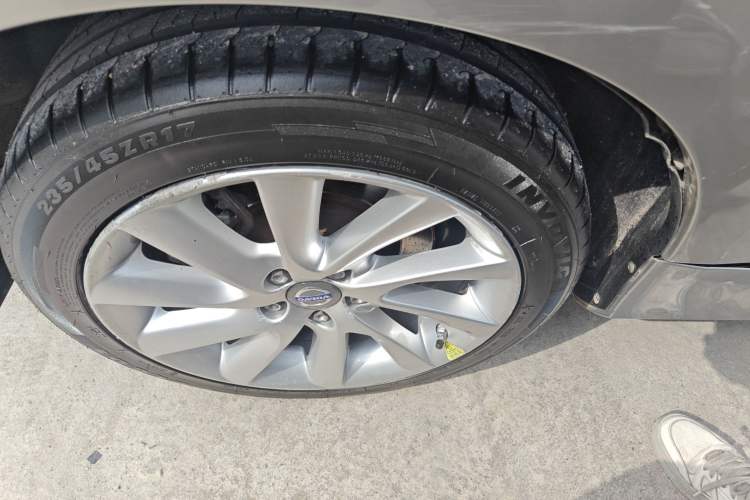 Used Volvo S60 2016 S60L T4 Zhiyuan Edition Exterior 5