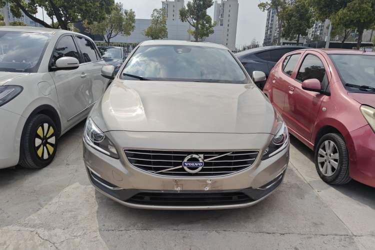Used Volvo S60 2016 S60L T4 Zhiyuan Edition Front