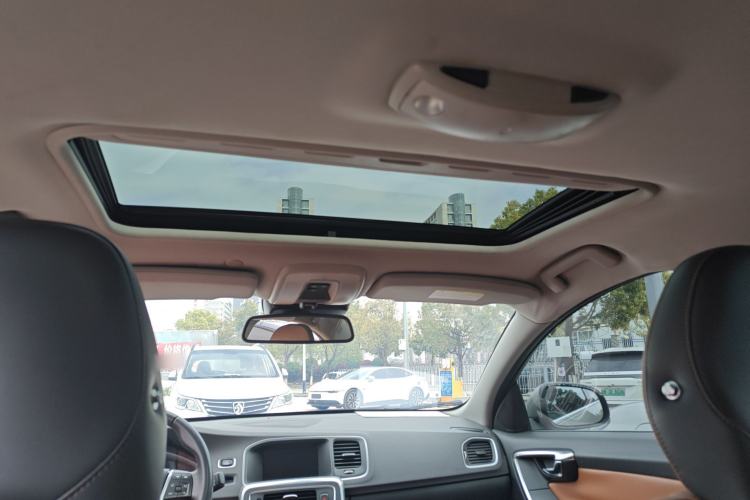 Used Volvo S60 2016 S60L T4 Zhiyuan Edition Headliner