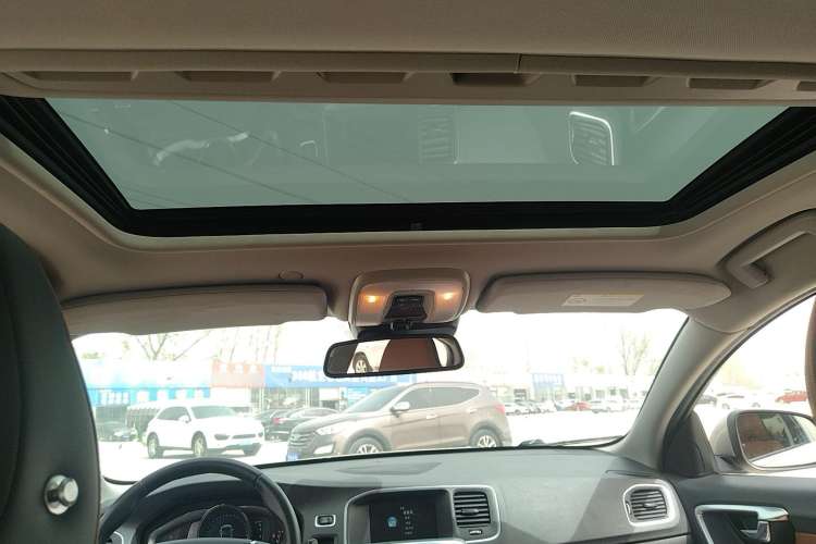 Used Volvo S60 2016 S60L T5 Intelligent Drive Edition Headliner