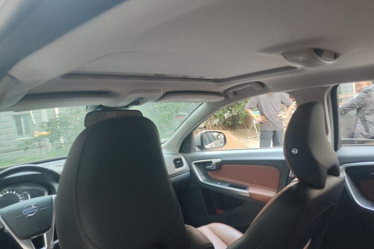 Used Volvo S60 2016 S60L T4 Zhiyuan Edition Headliner