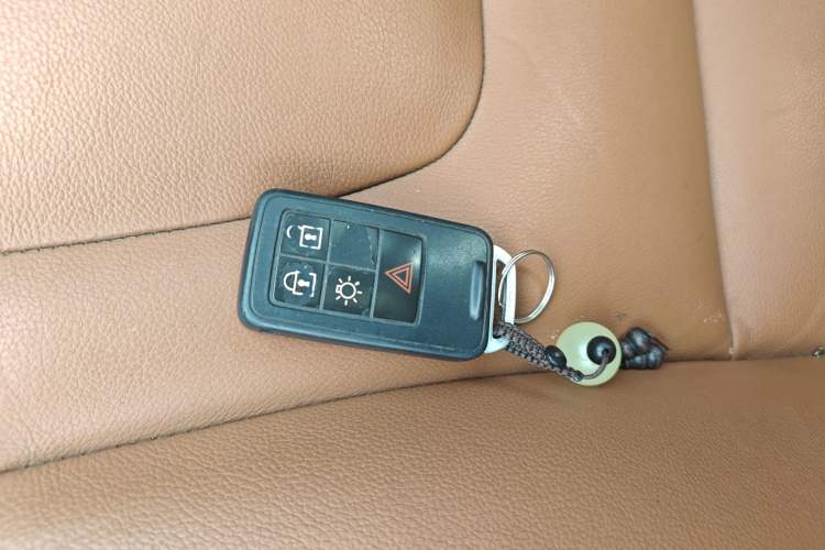 Used Volvo S60 2016 S60L T4 Zhiyuan Edition Interior 1
