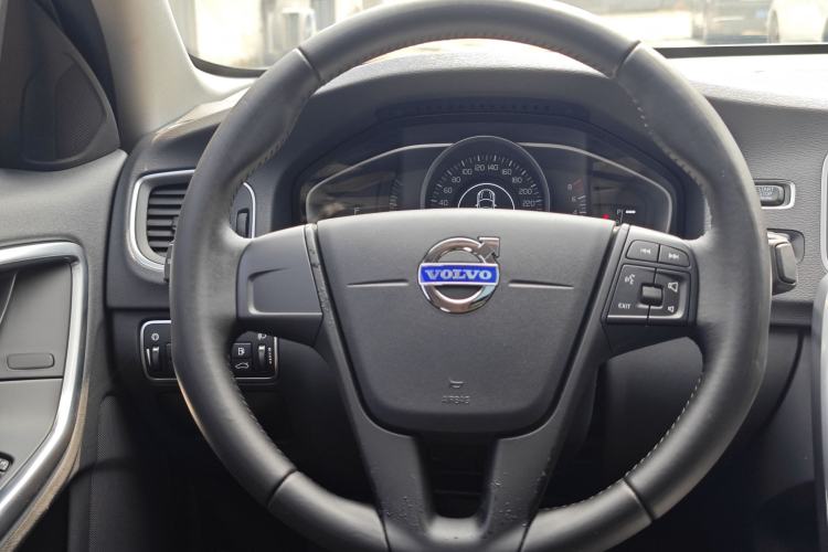 Used Volvo S60 2016 S60L T3 Smart Drive Edition Interior 10