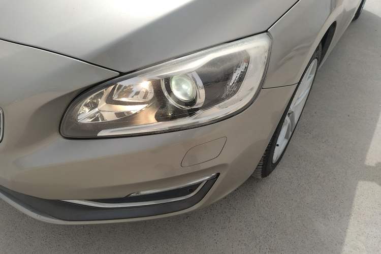 Used Volvo S60 2016 S60L T5 Intelligent Drive Edition Left Front Headlight
