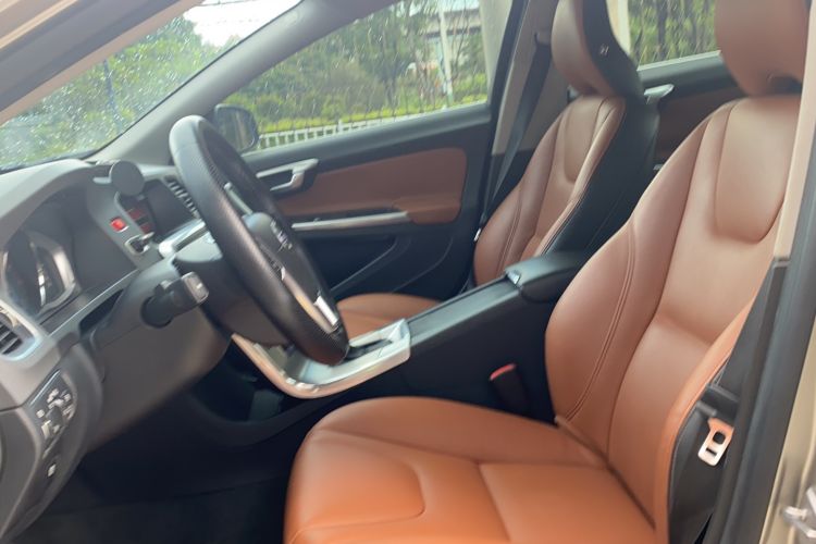 Used Volvo S60 2016 S60L T4 Zhiyuan Edition Left Front Seat
