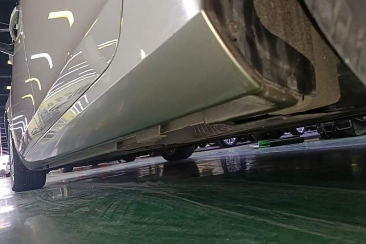 Used Volvo S60 2016 S60L T3 Smart Drive Edition Left Side Sill