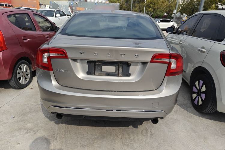 Used Volvo S60 2016 S60L T4 Zhiyuan Edition Rear