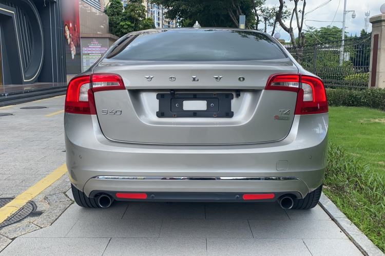 Used Volvo S60 2016 S60L T4 Zhiyuan Edition Rear