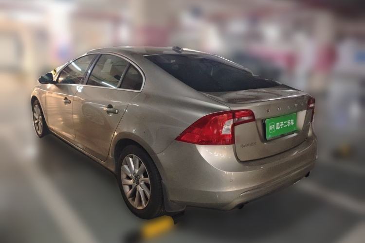 Used Volvo S60 2016 S60L T4 Zhiyuan Edition Rear Left 45 Deg