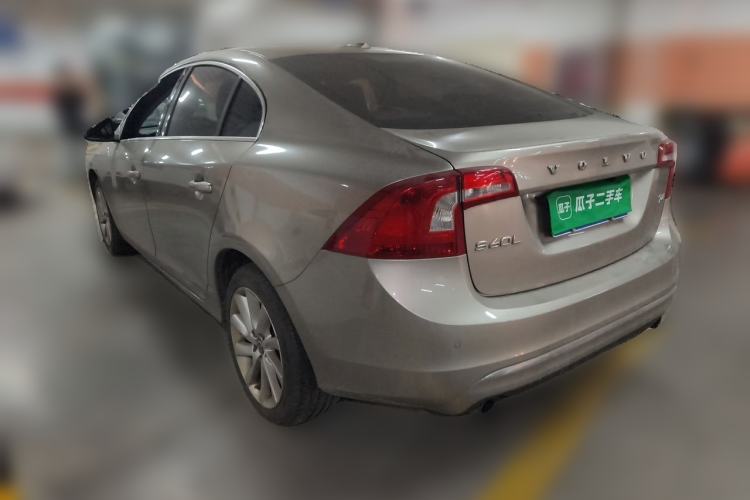Used Volvo S60 2016 S60L T4 Zhiyuan Edition Rear Left 45 Deg