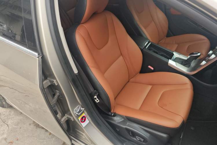 Used Volvo S60 2016 S60L T4 Zhiyuan Edition Right Front Seat