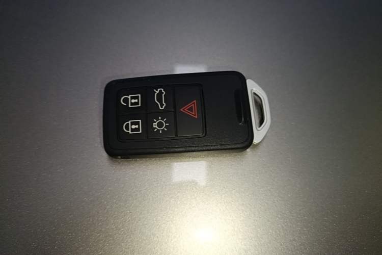 Used Volvo S60 2016 S60L T3 Smart Drive Edition Vehicle Key